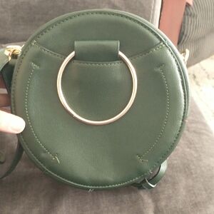 💚 Green Circle Crossbody Bag